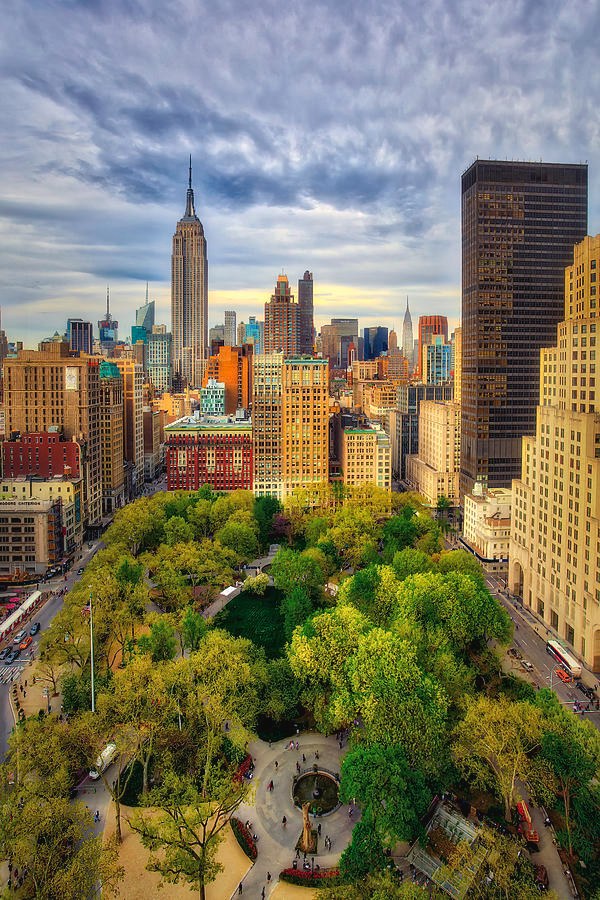 Madison Square Park from above, the Empire State Building beyond